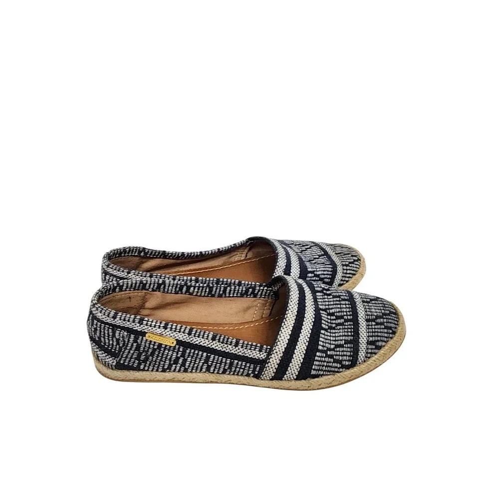 Kaanas shoes womens